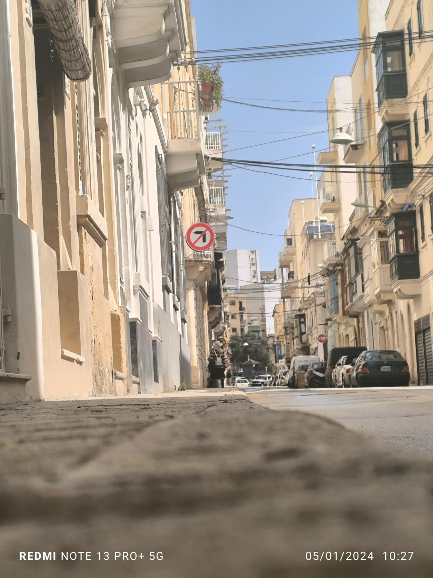 One Bedroom Tea Apartment Il-Gzira Dış mekan fotoğraf