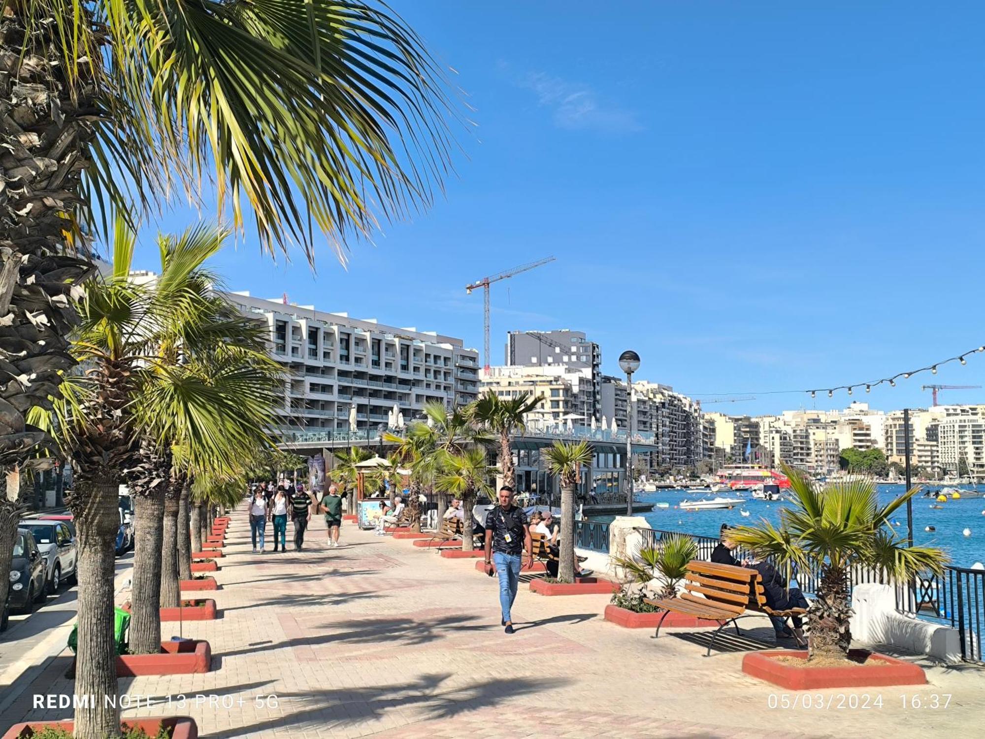 One Bedroom Tea Apartment Il-Gzira Dış mekan fotoğraf